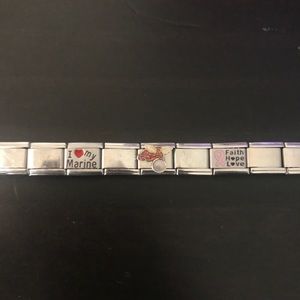 D’linQ Italian charm bracelet 8.25” long